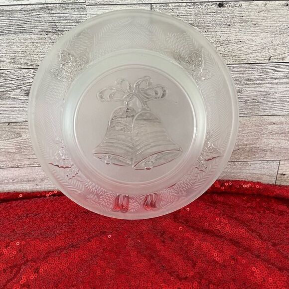 Bells and Holly Frosted Glass Bowl - Picture 5 of 6
